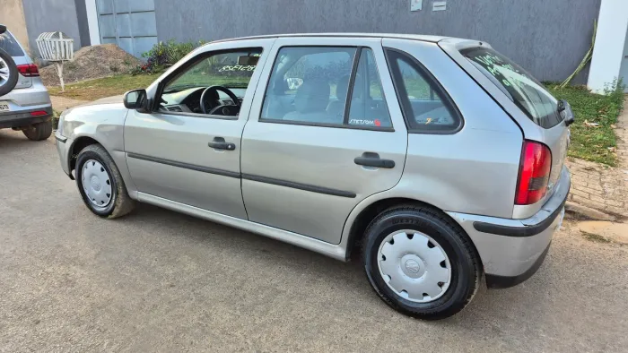 Volkswagen Gol Geração III Plus 1.0 MI 16V Gasolina Mec. 2P 2001