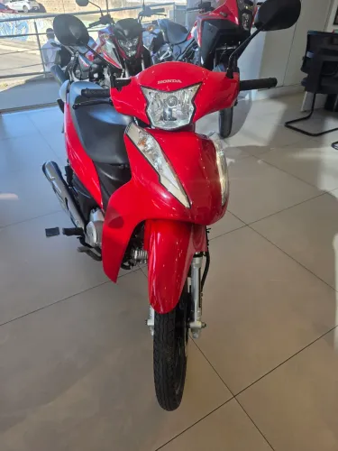 Biz 125 2022/2023 apenas 15.200 km