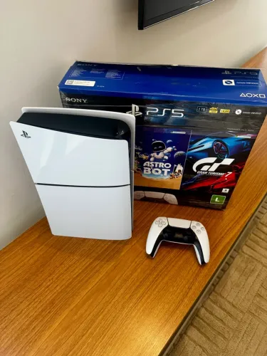 PlayStation 05 - Slim - 1 Tera - Envio OLX PAY
