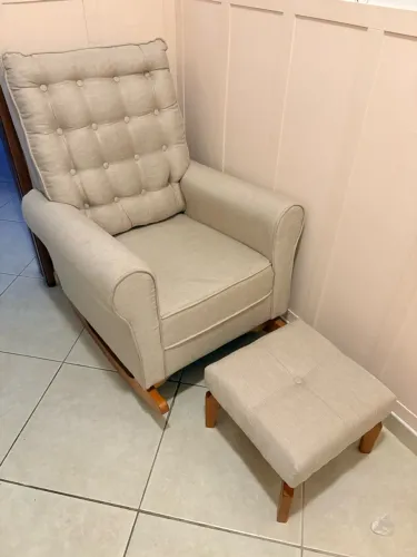 Poltrona amamentação com balanço 