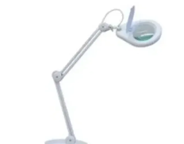Lupa de Led DGM com lente de aumento em 5x
