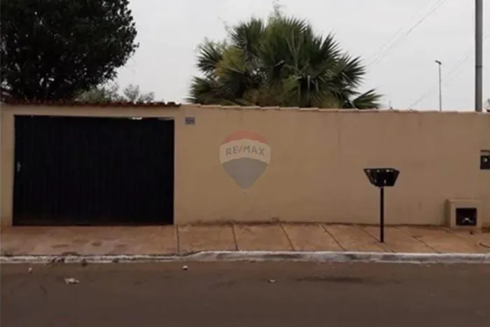 Casa Reformada: Oportunidade em Jataí, GO!