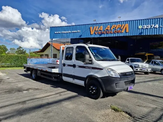 Iveco Daily 70C17 Cabine Dupla, Guincho Plataforma 5,50m c/ Asa Delta, 7 Lugares
