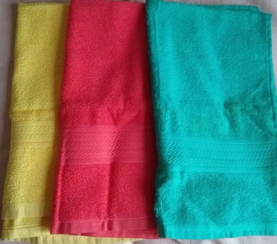 Kit com 3 toalhas de rosto / mãos