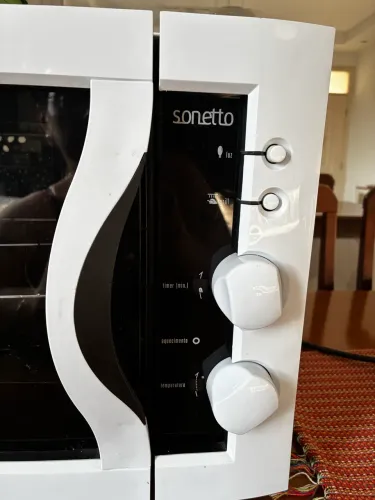 Vendo Forno Elétrico de Bancada semi novo branco