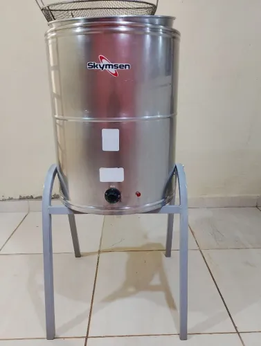 Fritadeira Industrial Skymsen FCN 38L Água e Óleo 220V - Modelo Novo!