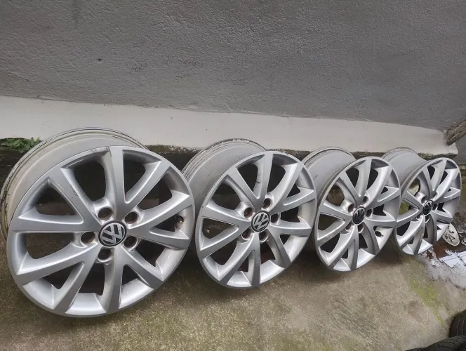 rodas liga aro 16, Jetta impecáveis
