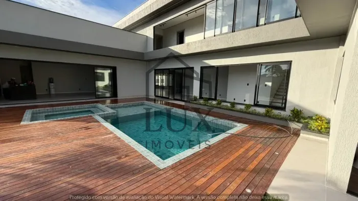 Marina Rio Belo / 4 suítes / sala de cinema / área gourmet / piscina / fino acabamento