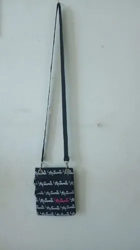 Linda bolsa importada Minnie