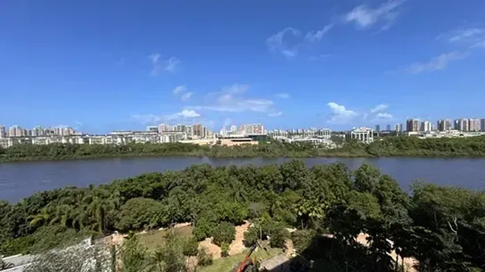 Duplex para venda possui 307 metros quadrados com 5 quartos em Barra da Tijuca - Rio de Ja