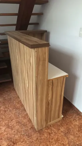 Balcão Para Escritório/Recepção em Madeira