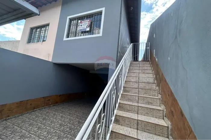 Casa com edícula para locação Jd Villaça em São Roque/SP