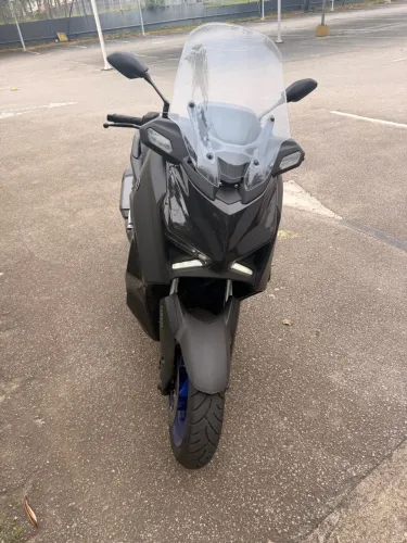 Yamaha Xmax 300 Connected 2026 único dono