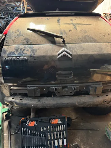 Peças para Citroen C4 para vender! SR Peças usadas!