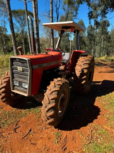TRATOR MASSEY FERGUSSON