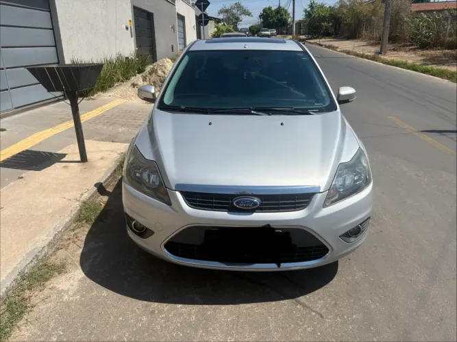 Ford Focus Ghia Sed. 2.0 16v/2.0 16V Flex AUT 2011