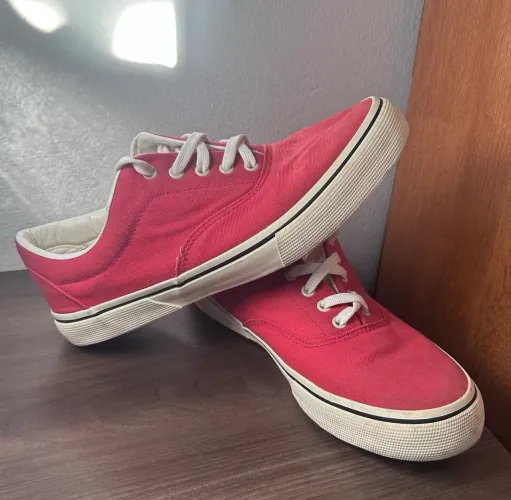 Tênis salmão casual