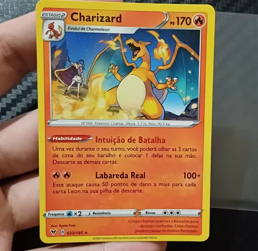 Card Pokémon TCG: Charizard (Voltagem Vívida) - PT/BR