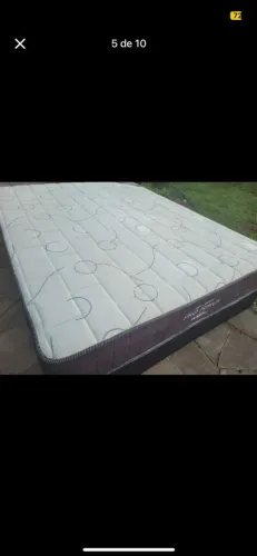Cama King (Semi nova) Tamanho 1,93 m de largura por 2,03 m de comprimento