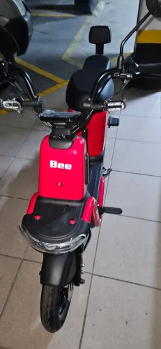 Bee S1 Seminova Premium (Bee Select) - Menos de 10km - PRONTA ENTREGA + Kit Carona