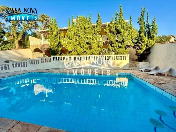 Casa com 3 dormitórios à venda, 494 m² por R$ 1.750.000,00 - Condomínio Marambaia - Vinhed