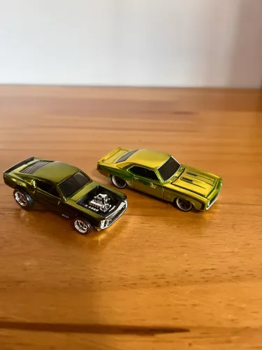 Hot wheels RLC LOOSE CAMARO/MUSTANG