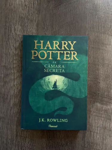 Livro Harry Potter capa dura perfeito estado