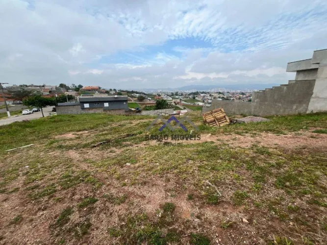 Terreno à venda de Esquina no condomínio Portal Do Sol com 1.072m² em Jundiaí - SP.