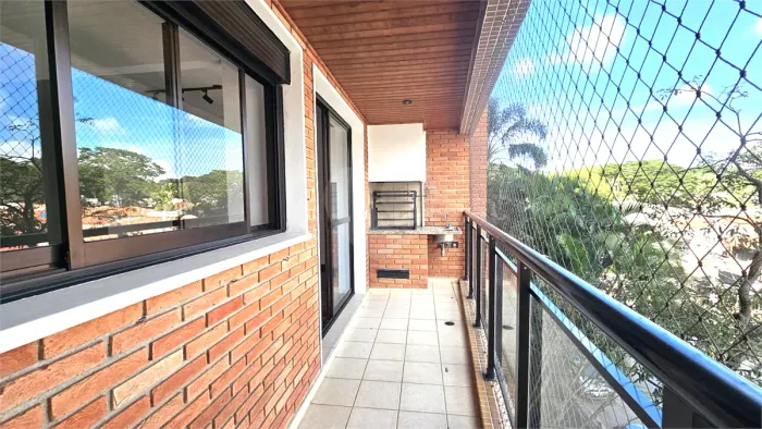 Apartamento com 3 quartos para alugar no Alto da Boa Vista, São Paulo - SP