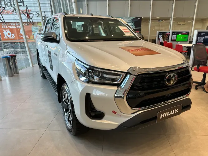 Toyota Hilux CD SRX 4X4 2.8 TDI 16V Diesel Aut. 2026