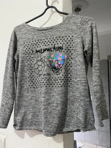 Blusa Manga Longa Cinza Básica E Confortável