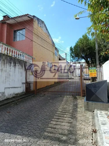 Sobrado para Locação em Curitiba, Fazendinha, 2 dormitórios, 1 banheiro, 1 vaga