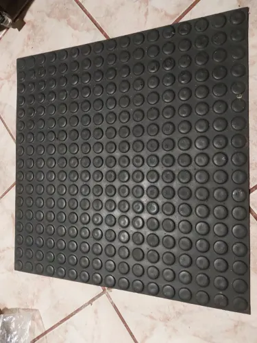 Piso de borracha tipo academia