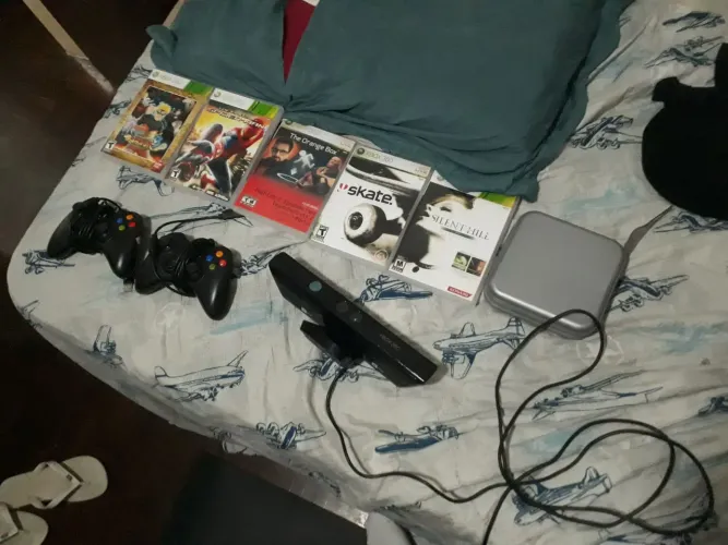 Acessórios de Xbox 360 praticamente novos
