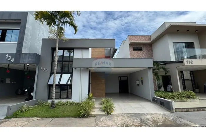 Casa Térrea à venda no Condominio Arbre com 119m2, 3 quartos sendo 1 suite, com placa sola