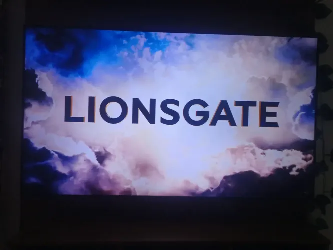 Vendo tv sansung 55 polegadas nova inda com plástico R$1800.00