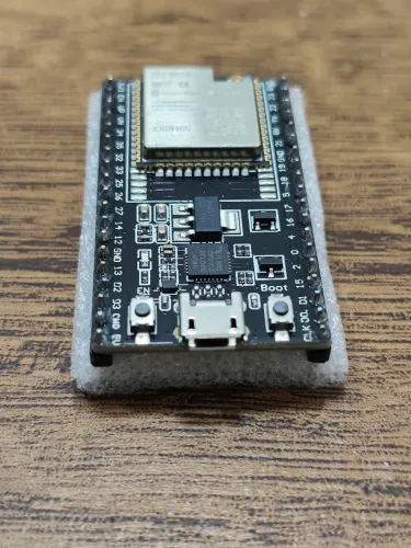 Placa ESP32 38 pinos WROOM