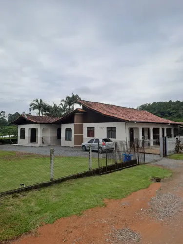 Vendo casa em Timbó (Bairro Pomeranos) com proprietários - Aceito casa ou apto até 400 mil