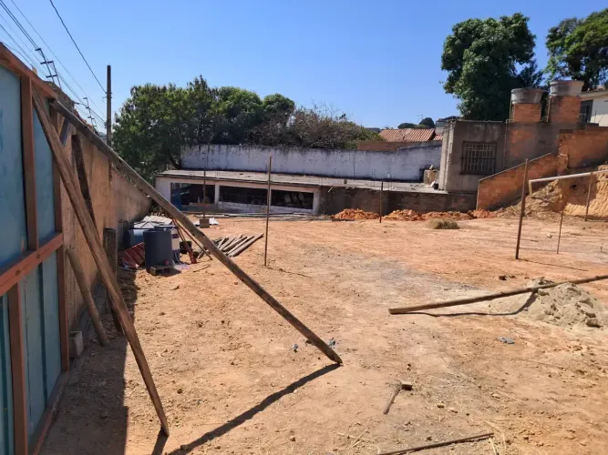 Imóvel para aluguel e venda com 1200 metros quadrados em Céu Azul - Belo Horizonte - MG