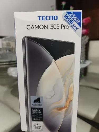 Vendo celular Tecno Camon 30S PRO - Leia a Descrição