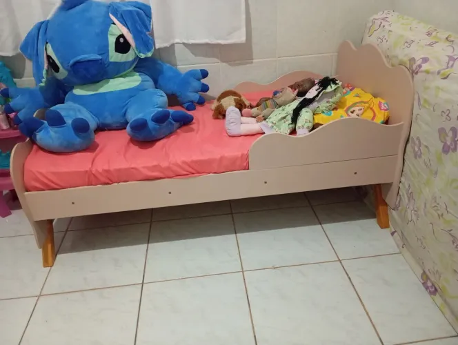 Cama nuvem infantil Rosa