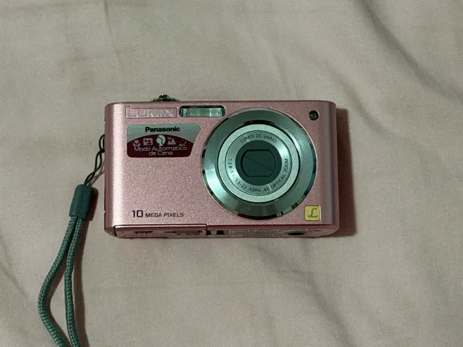 Câmera Panasonic Lumix DMC-F2 - rosa