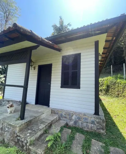 Bingen - Casa com 2 quartos, garagem.