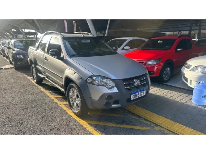 Fiat Strada Adv.ext. 1.8 Locker Dual. Flex CD 2012