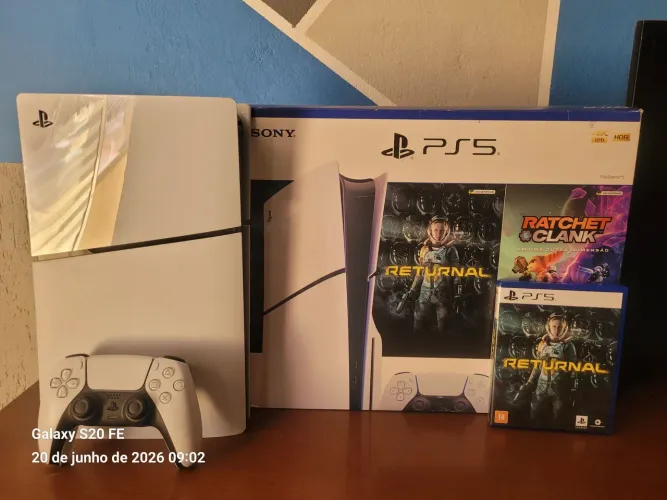 PlayStation 5 slim mídia física e digital