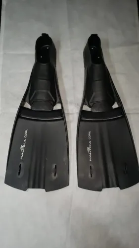 Nadadeira Coral Nautika De Alta Qualidade