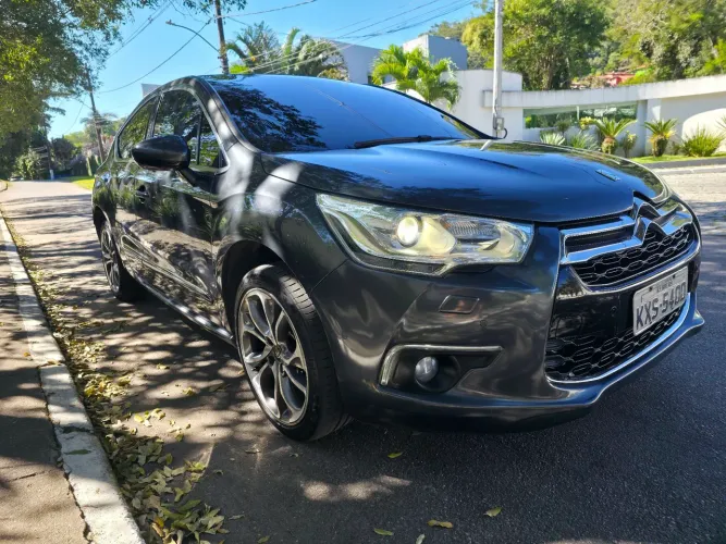 Citroen DS4 1.6 Turbo 16V 5P Aut. 2014