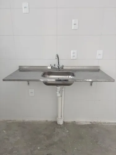 Pia/Bancada de inox com cuba