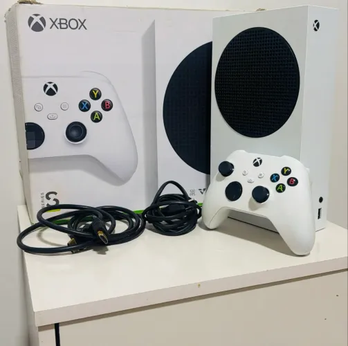 Vendo Xbox series S seminovo