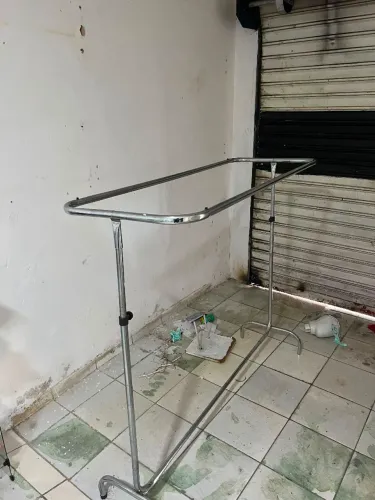 Repositor de meio de loja de inox